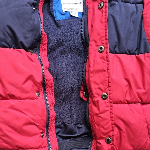 Amazon Essentials Heavyweight Hooded Puffer Jacket XS (4-5) - Picture 5 of 9